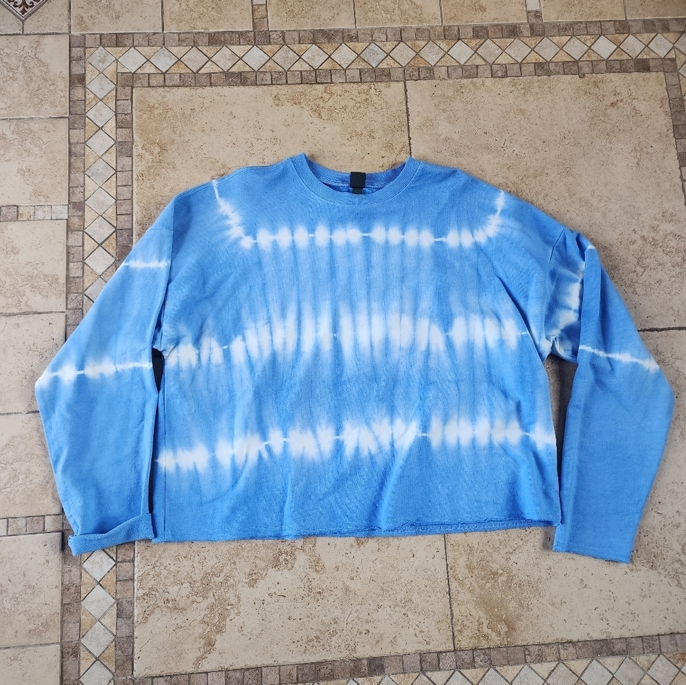 Wild Fable Tie Dye Cropped Sweatshirt